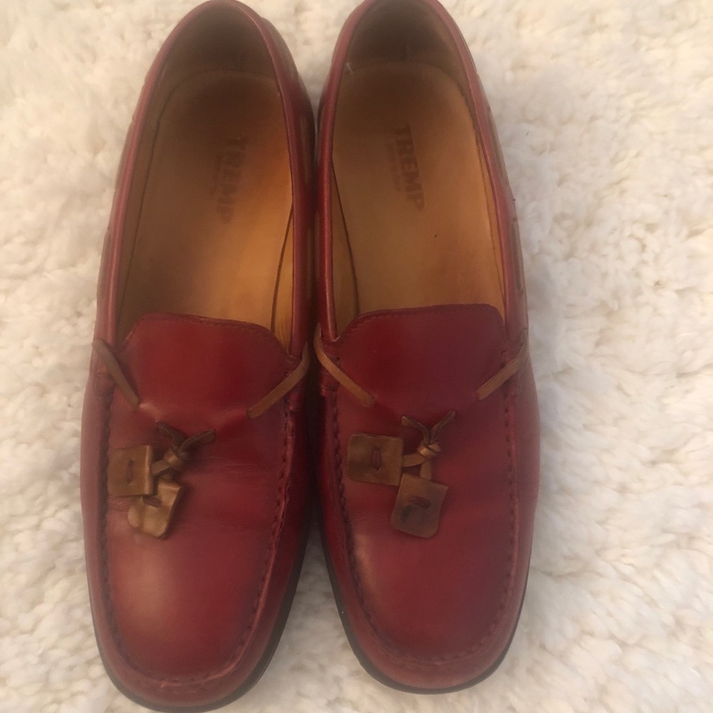Tremp Women’s Red Leather Shoes Sz 8.5